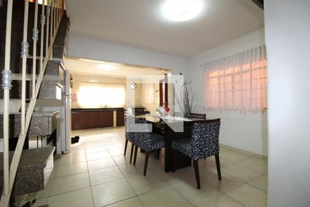 Casa à venda com 144m², 3 quartos e 2 vagasCozinha