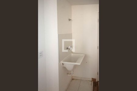 Área de Serviço de apartamento para alugar com 1 quarto, 25m² em Cidade Satélite Santa Bárbara, São Paulo