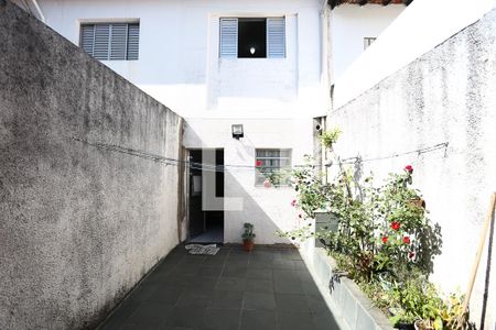 Casa para alugar com 90m², 3 quartos e 1 vaga Casa para alugar com 90m², 3 quartos e 1 vagaVaranda