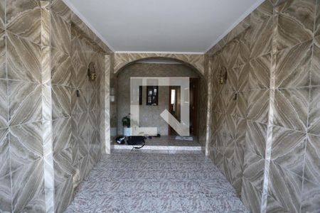 Garagem de casa para alugar com 3 quartos, 90m² em Parque Pinheiros, Taboão da Serra
