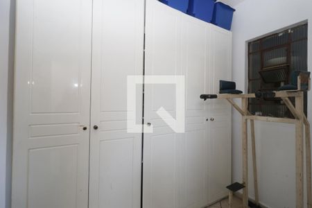 Casa à venda com 196m², 3 quartos e 2 vagasQuarto de Serviço