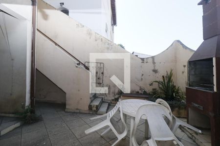 Casa à venda com 196m², 3 quartos e 2 vagasChurrasqueira