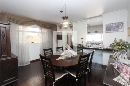 Casa à venda com 196m², 3 quartos e 2 vagasSala de Jantar