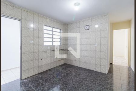 Casa para alugar com 60m², 2 quartos e 2 vagasCozinha