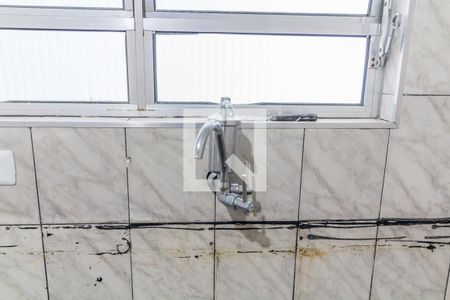 Casa para alugar com 60m², 2 quartos e 2 vagasCozinha