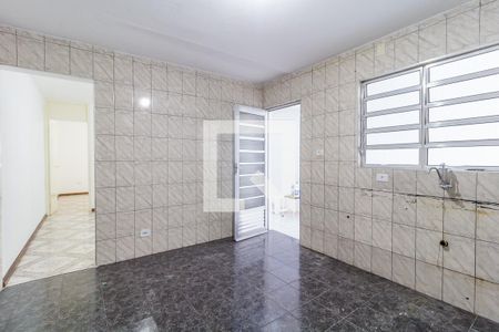 Casa para alugar com 60m², 2 quartos e 2 vagasCozinha