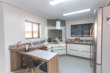 Casa à venda com 293m², 3 quartos e 4 vagasCozinha