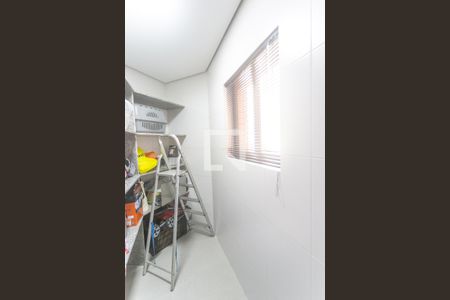 Casa à venda com 293m², 3 quartos e 4 vagasDespensa