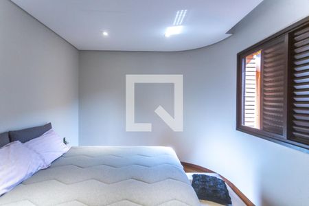 Casa à venda com 293m², 3 quartos e 4 vagasSuíte 3