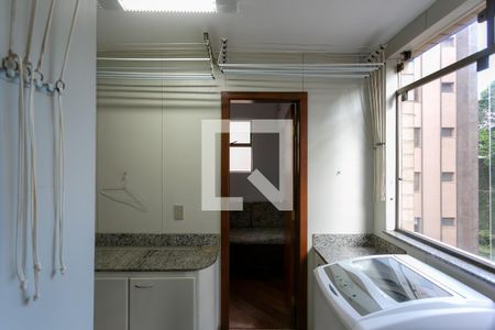 Apartamento para alugar com 154m², 4 quartos e 2 vagasÁrea de Serviço