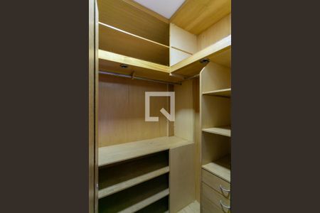 Apartamento para alugar com 154m², 4 quartos e 2 vagasQuarto 4 - Suíte