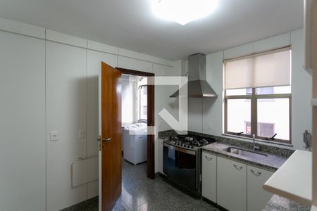 Apartamento para alugar com 154m², 4 quartos e 2 vagasCozinha