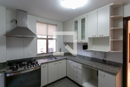 Apartamento para alugar com 154m², 4 quartos e 2 vagasCozinha