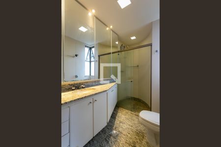 Apartamento para alugar com 154m², 4 quartos e 2 vagasBanheiro da Suíte