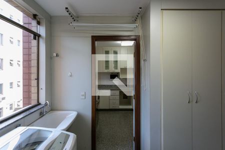 Apartamento para alugar com 154m², 4 quartos e 2 vagasÁrea de Serviço