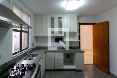 Apartamento para alugar com 154m², 4 quartos e 2 vagasCozinha