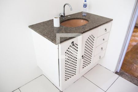 Apartamento para alugar com 73m², 1 quarto e sem vaga Apartamento para alugar com 73m², 1 quarto e sem vagaDetalhe do banheiro