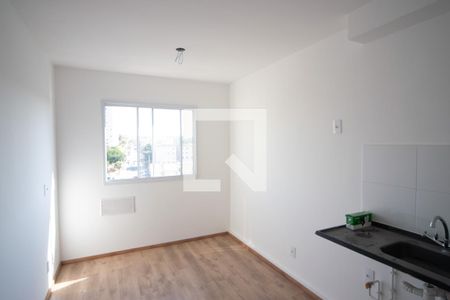 Sala de apartamento para alugar com 1 quarto, 24m² em Cidade Satélite Santa Bárbara, São Paulo