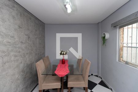 Casa à venda com 142m², 3 quartos e 1 vagaSala - Casa 2