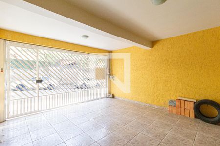 Casa à venda com 132m², 3 quartos e 1 vaga Casa à venda com 132m², 3 quartos e 1 vagaGaragem