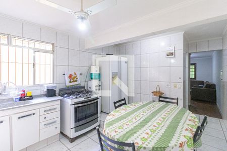 Casa à venda com 132m², 3 quartos e 1 vaga Casa à venda com 132m², 3 quartos e 1 vagaCozinha
