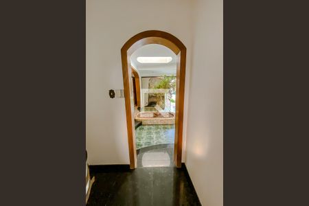 Casa à venda com 267m², 3 quartos e 4 vagas Casa à venda com 267m², 3 quartos e 4 vagasLavabo