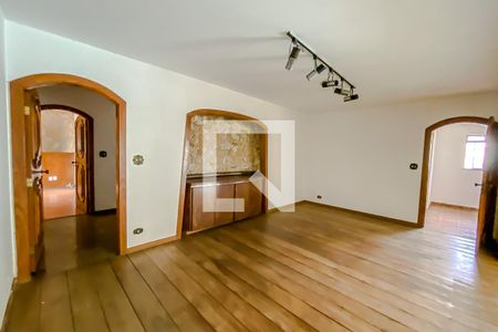Sala de casa à venda com 3 quartos, 267m² em Vila Claudia, São Paulo