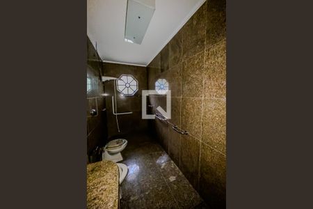 Casa à venda com 267m², 3 quartos e 4 vagas Casa à venda com 267m², 3 quartos e 4 vagasBanheiro