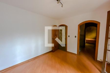 Casa à venda com 267m², 3 quartos e 4 vagas Casa à venda com 267m², 3 quartos e 4 vagasSuite