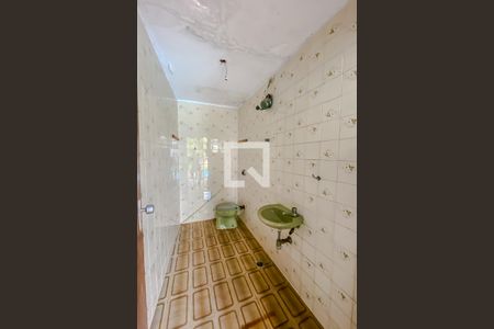 Casa à venda com 267m², 3 quartos e 4 vagas Casa à venda com 267m², 3 quartos e 4 vagasBanheiro