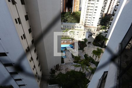 Vista de apartamento à venda com 4 quartos, 236m² em Jardim Fonte do Morumbi, São Paulo