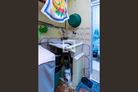 Casa à venda com 70m², 2 quartos e 2 vagas Casa à venda com 70m², 2 quartos e 2 vagasÁrea de Serviço