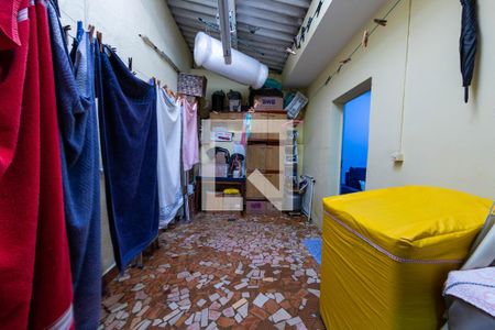 Casa à venda com 70m², 2 quartos e 2 vagas Casa à venda com 70m², 2 quartos e 2 vagasÁrea de Serviço