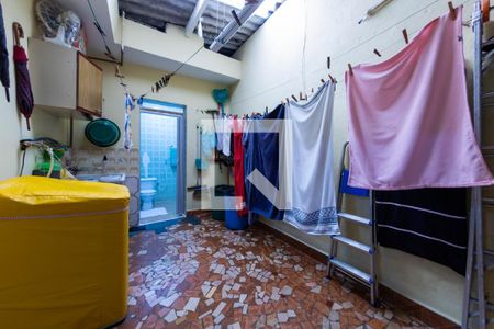 Casa à venda com 70m², 2 quartos e 2 vagas Casa à venda com 70m², 2 quartos e 2 vagasÁrea de Serviço