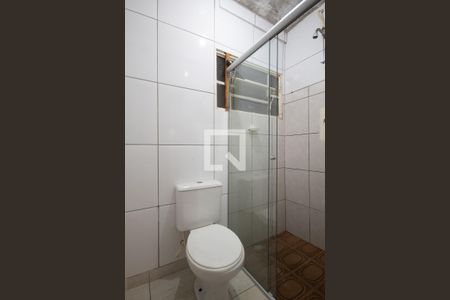 Banheiro de casa de condomínio à venda com 1 quarto, 48m² em Quitaúna, Osasco