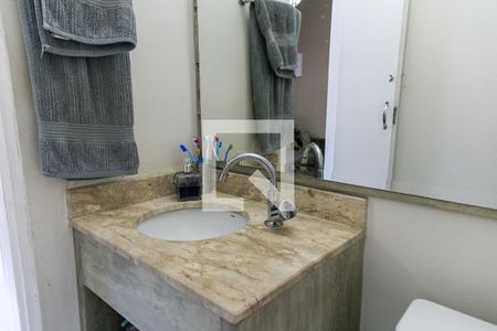 Lavabo   de casa de condomínio à venda com 2 quartos, 97m² em Vila Nivi, São Paulo