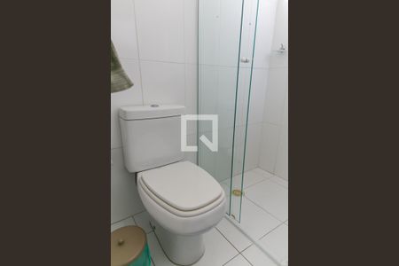 Casa de condomínio à venda com 97m², 2 quartos e 1 vagaBanheiro da Suíte 1