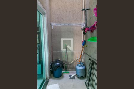 Casa de condomínio à venda com 97m², 2 quartos e 1 vagaÁrea de Serviço