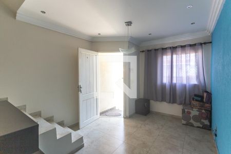 Sala de estar de casa de condomínio à venda com 2 quartos, 70m² em Paulicéia, São Bernardo do Campo