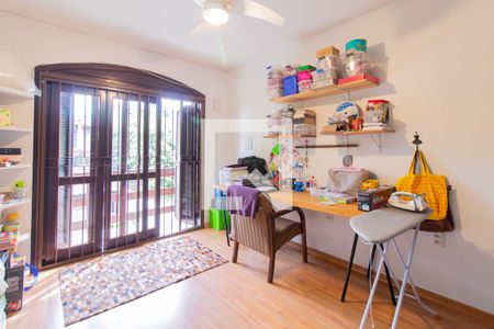 Casa à venda com 300m², 5 quartos e 2 vagas Casa à venda com 300m², 5 quartos e 2 vagasQuarto 3