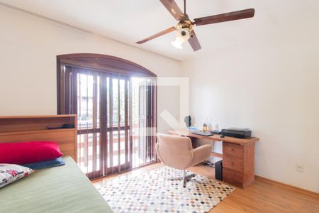 Casa à venda com 300m², 5 quartos e 2 vagas Casa à venda com 300m², 5 quartos e 2 vagasQuarto 2