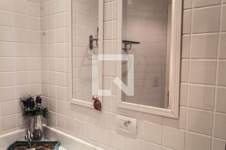 Apartamento para alugar com 221m², 3 quartos e 2 vagasBanheiro da Suíte 1