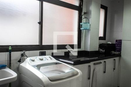 Apartamento para alugar com 221m², 3 quartos e 2 vagasÁrea de Serviço