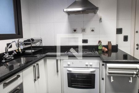 Apartamento para alugar com 221m², 3 quartos e 2 vagasCozinha