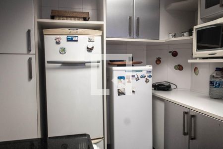 Apartamento para alugar com 221m², 3 quartos e 2 vagasCozinha - Armários