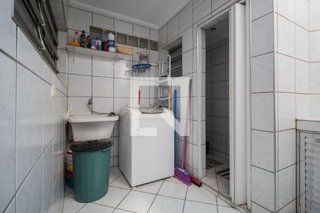Casa de condomínio à venda com 130m², 3 quartos e 1 vagaÁrea de Serviço