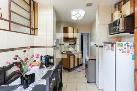 Apartamento à venda com 73m², 2 quartos e sem vagaCozinha
