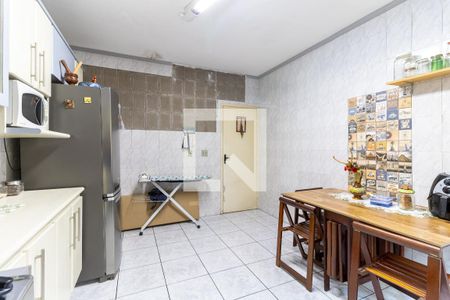 Casa à venda com 120m², 2 quartos e 1 vaga Casa à venda com 120m², 2 quartos e 1 vagaCozinha