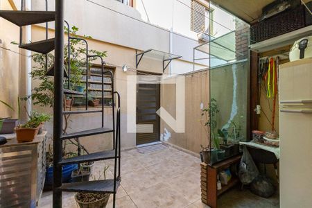 Casa à venda com 120m², 2 quartos e 1 vaga Casa à venda com 120m², 2 quartos e 1 vagaLavanderia