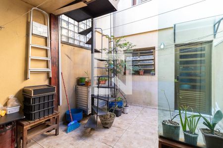 Casa à venda com 120m², 2 quartos e 1 vaga Casa à venda com 120m², 2 quartos e 1 vagaLavanderia